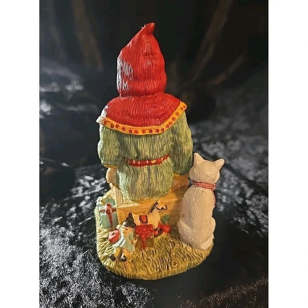 International Santa Claus Collection - Sweden Jultomten - 1993 SC13